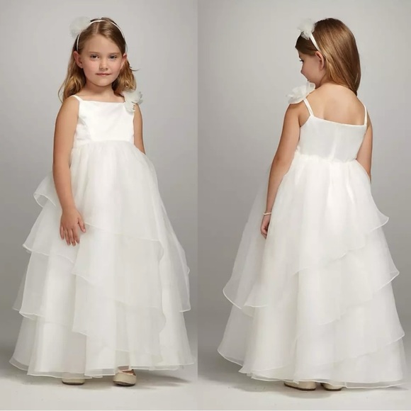 David’s Bridal White Spaghetti Strap Asymmetrical Tiered Organza Gown Size 6 - Picture 1 of 16